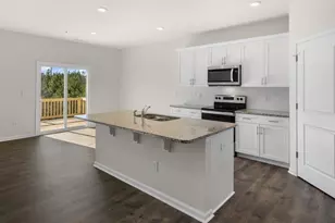 25 Babbling Crk Dr, Youngsville, NC 27596 - Photo 7