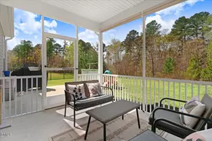 825 Golden Plum Ln, Zebulon, NC 27597 - Photo 3