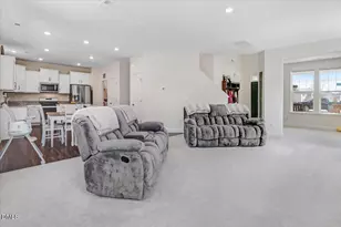 825 Golden Plum Ln, Zebulon, NC 27597 - Photo 11