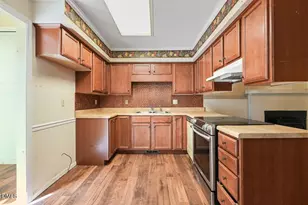 3809 Summer Pl, Raleigh, NC 27604 - Photo 9