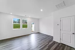 2302 Oakwood Meadows Ct, Raleigh, NC 27604 - Photo 3