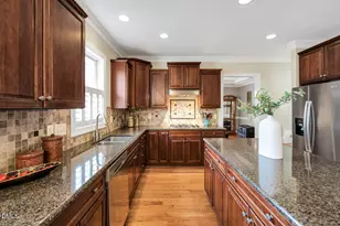 13005 Droughton Ct, Chapel Hill, NC 27517 - Photo 17