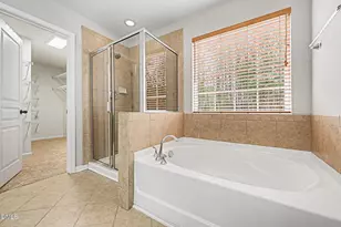 1918 Woodsdale Dr, Durham, NC 27703 - Photo 15