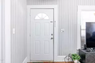 807 N Pollock St, Selma, NC 27576 - Photo 5