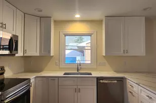 910 Ruby St, Durham, NC 27704 - Photo 5