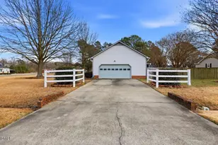 101 Shilou Dr, Pikeville, NC 27863 - Photo 5