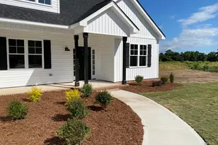 205 N Rabbit Run Dr, Smithfield, NC 27577 - Photo 3