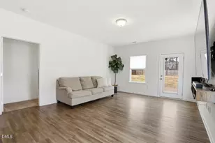 318 Settlers Pointe Dr, Pikeville, NC 27863 - Photo 7