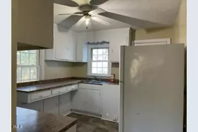 155 Lincoln Street, Henderson, NC 27536 - Photo 9