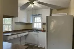 155 Lincoln St, Henderson, NC 27536 - Photo 9