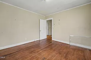 300 Frances, Kinston, NC 28501 - Photo 19