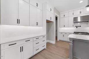 318 Ivy Rdg Rd, Chapel Hill, NC 27516 - Photo 7