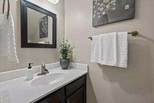 3 Fenton Pl, Chapel Hill, NC 27517 - Photo 13