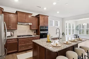 605 Hampton Crest Ct, Fuquay-Varina, NC 27526 - Photo 7