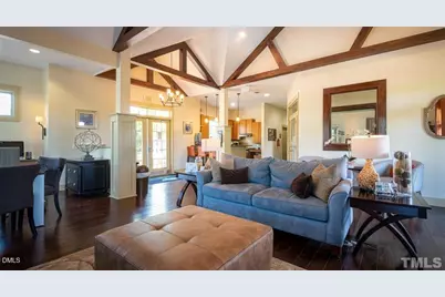 300 Cosgrove Avenue #B7, Chapel Hill, NC 27514 - Photo 5