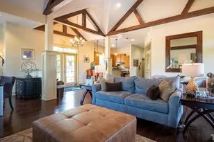 300 Cosgrove Ave, Chapel Hill, NC 27514 - Photo 5