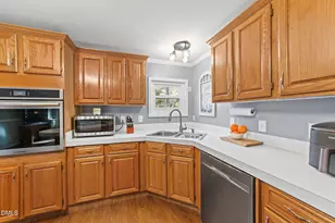 2465 Shoeheel Rd, Selma, NC 27576 - Photo 7