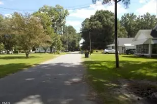 211 S Bank St, Roper, NC 27970 - Photo 15