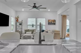 81 Paperwhite Pl, Clayton, NC 27527 - Photo 9