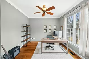 117 Barnes Spring Ct, Cary, NC 27519 - Photo 5