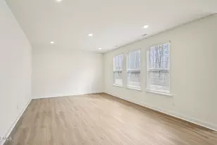 1028 Bolton Pointe Dr, Zebulon, NC 27597 - Photo 13