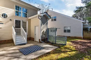 271 Hbr Crk Dr, Cary, NC 27511 - Photo 29