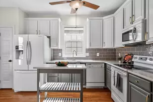 271 Hbr Crk Dr, Cary, NC 27511 - Photo 5