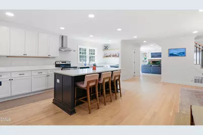 322 E Millbrook Road, Raleigh, NC 27609 - Photo 9