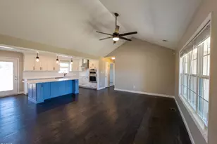 2218 Foster Gwin Ln, Fayetteville, NC 28304 - Photo 9