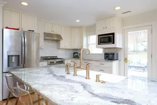 211 Westridge Dr, Raleigh, NC 27609 - Photo 17