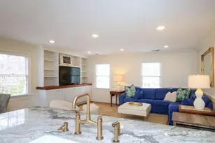 211 Westridge Dr, Raleigh, NC 27609 - Photo 5