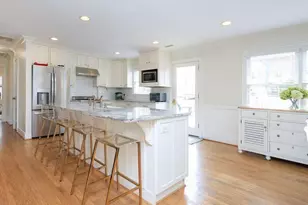 211 Westridge Dr, Raleigh, NC 27609 - Photo 3