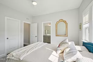 348 Abbot Pl, Chapel Hill, NC 27516 - Photo 23