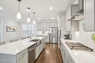 348 Abbot Pl, Chapel Hill, NC 27516 - Photo 11