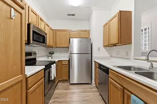 703 Copperline Dr, Chapel Hill, NC 27516 - Photo 17