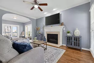 609 Oakhall Dr, Holly Springs, NC 27540 - Photo 17