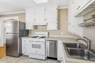 2609 Davis St, Raleigh, NC 27608 - Photo 21