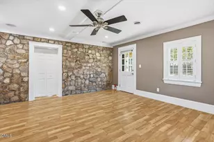 2609 Davis St, Raleigh, NC 27608 - Photo 27
