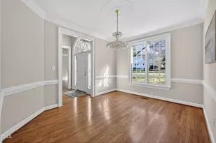 105 Headlands Ln, Cary, NC 27518 - Photo 9