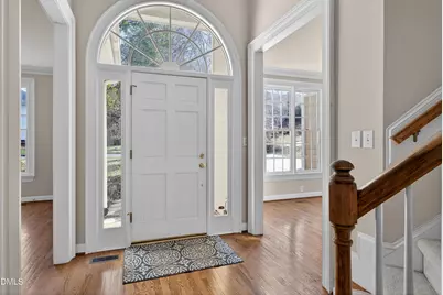 105 Headlands Lane, Cary, NC 27518 - Photo 5