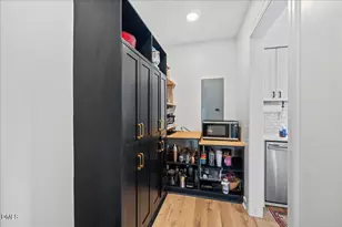 201 Pinewood Dr, Apex, NC 27502 - Photo 23