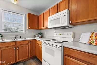 5832 Running Water Court, Fuquay Varina, NC 27526 - Photo 9