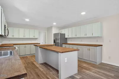 6600 Clearwater Drive, Oxford, NC 27565 - Photo 7