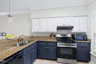 1404 Governors Ct, Raleigh, NC 27604 - Photo 7