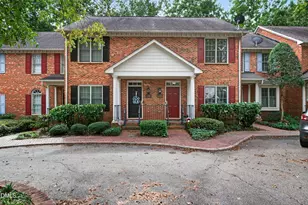 1404 Governors Ct, Raleigh, NC 27604 - Photo 3