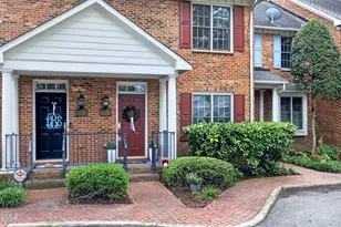 1404 Governors Ct, Raleigh, NC 27604 - Photo 3