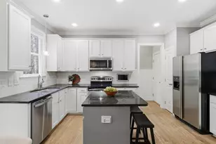 208 Brookberry Rd, Holly Springs, NC 27540 - Photo 9