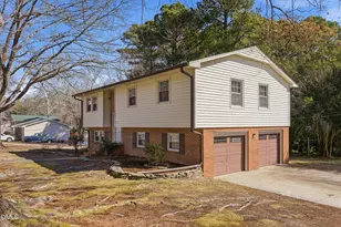 1200 Boxwood Ln, Apex, NC 27502 - Photo 3