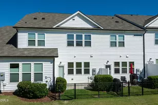 1035 Fitchie Pl, Durham, NC 27703 - Photo 3