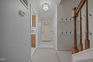 2214 Pathway Dr, Chapel Hill, NC 27516 - Photo 9